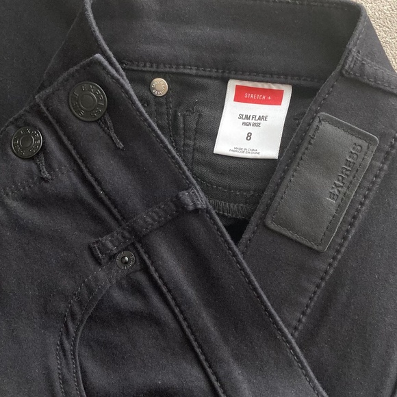 Express (NWOT) High Rise Slim Flare Jeans / Size 8 - Picture 9 of 9